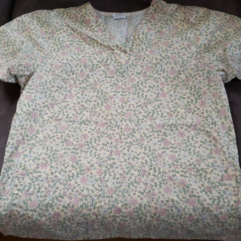 Scrub top